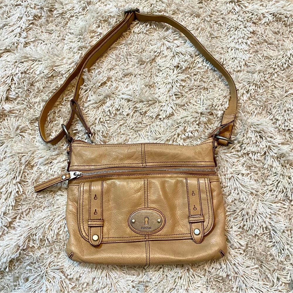 Fossil Maddox Top Zip Leather flap front Bag purse tan beige